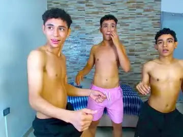 Chaturbate Nude Webcam of kinkyhousexxx