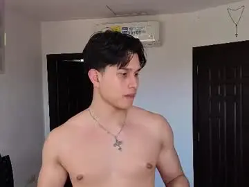 Chaturbate Live Sex Cam of teddybear_07