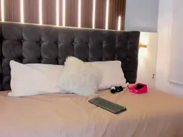 Chaturbate Live Sex Cam of hitana_tattoo