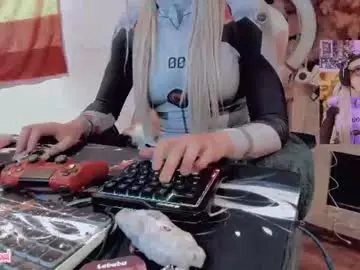 Chaturbate Live Sex Cam of kate_yoshy
