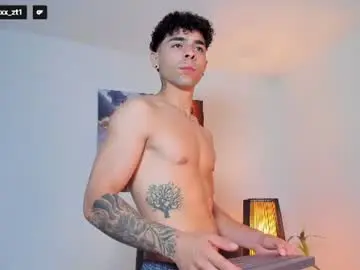 Chaturbate Live Sex of alex_zt7