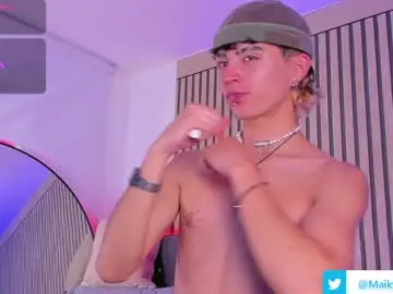 Chaturbate Free Live Porn of maiky_cooper01