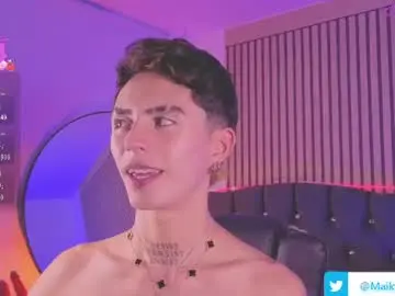 Chaturbate Watch Live Sex Cams of maiky_cooper01