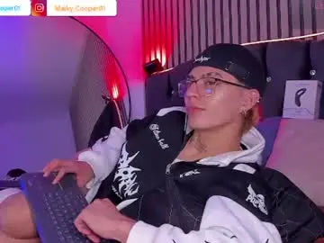 Chaturbate Sex Chat of maiky_cooper01