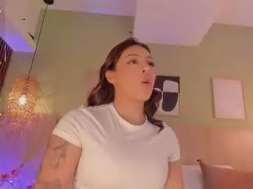 Chaturbate Live Sex Cam of oh_hollyy