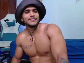 Chaturbate Sex Cam of camilo_contre21