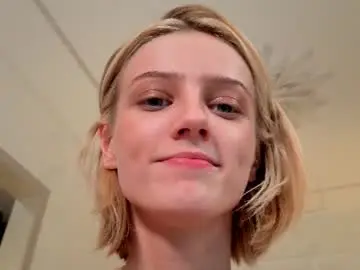 Chaturbate Free Live Porn of evangel111
