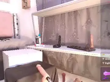 Chaturbate Free Live Porn of zhamira_21