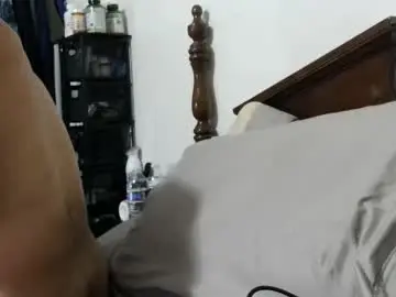 Chaturbate Best live sex cam show of fitcurvyman4fun_69