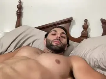 Chaturbate Sex Chat of fitcurvyman4fun_69