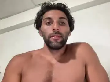 Chaturbate Adult Webcams of fitcurvyman4fun_69