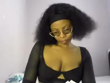 Chaturbate Best live sex cam show of lola_coco