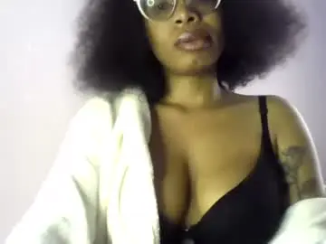 Chaturbate Live Sex Cam of lola_coco