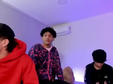 Chaturbate Sex Chat of handsomeboys19