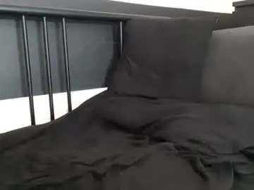 Chaturbate Nude Webcam of apollobest77