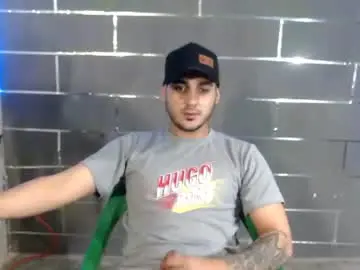 Chaturbate Best live sex cam show of alessandrobooy