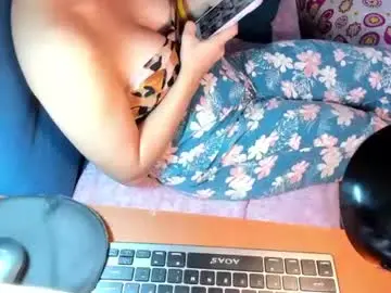 Chaturbate Live Sex of alexa_latina