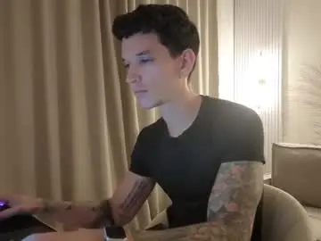 Chaturbate Live Sex Cam of dirtyprettyboi