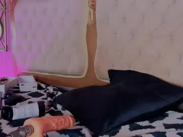 Chaturbate Live Sex of anamonroee