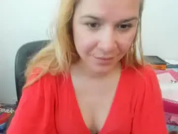 Chaturbate Free Live Porn of artsyandcraftsy_