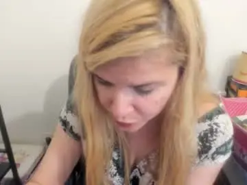 Chaturbate Best live sex cam show of artsyandcraftsy_