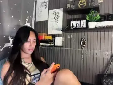 Chaturbate Adult Video Chat of bitchyfarrah_moores