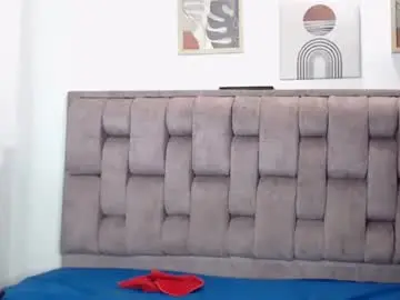 Chaturbate Sex Cam of andrea_bigtits69