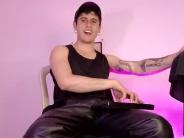 Chaturbate Watch Live Sex Cams of antonnello_