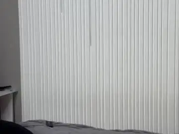 Chaturbate Live Porn of sky_hunter