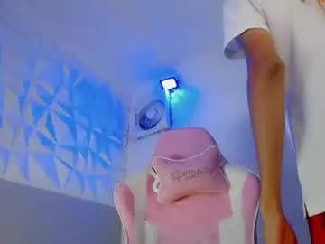 Chaturbate Watch Live Sex Cams of sombra_18