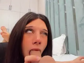 Chaturbate Best live sex cam show of vivianmiller_