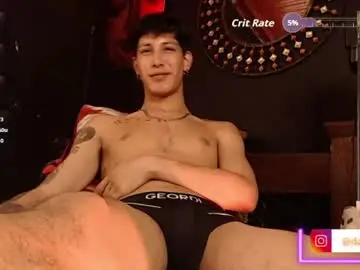 Chaturbate Live Sex Cam of godly_huan