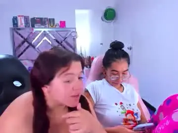 Chaturbate Nude Webcam of naomi_johnson132