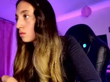Chaturbate Nude Webcam of barbie20_