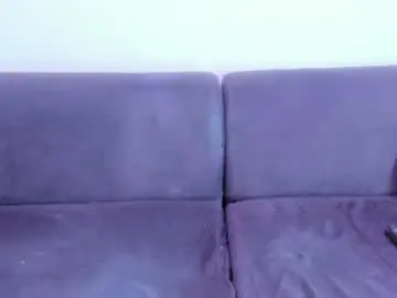 Chaturbate Live Sex Cam of henrik_senn