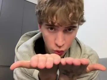 Chaturbate Free Porn Cam of kevin_martin8