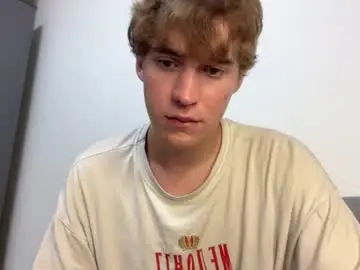 Chaturbate Free Porn Cam of kevin_martin8