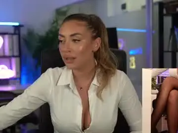 Chaturbate Best live sex cam show of babesgowild