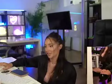 Chaturbate Live Sex Cam of babesgowild