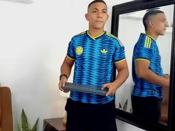 Chaturbate Sex Chat of chris_arthus