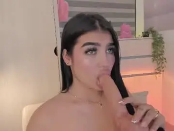 Chaturbate Live Sex Cam of emily_kenner