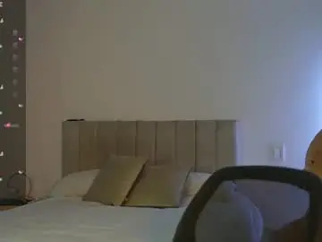 Chaturbate Sex Cam of mmmayra_0x