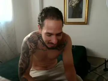 Chaturbate Free Porn Cam of alex_orionjs