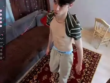 Chaturbate Live Sex Cam of aaron_bang