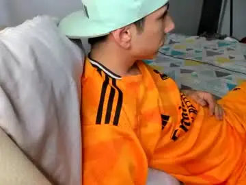 Chaturbate Live Sex Cam of austin1119a