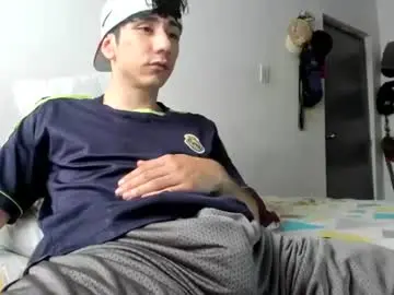 Chaturbate Live Sex Cam of austin1119a