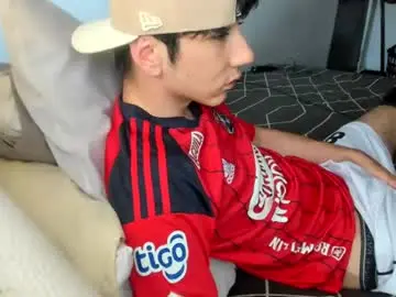 Chaturbate Live Sex of austin1119a