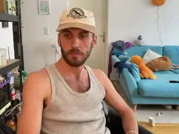 Chaturbate Live Sex Cam of leonvampire