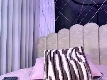 Chaturbate Live Porn of lia_vel