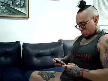 Chaturbate Free Live Porn of ayrton_naffah2